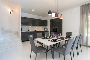 Dining room - Villa Greenblue (Porec)