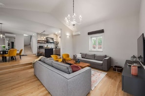 Villa | Living area | TV - Villa Bartol (Pazin)