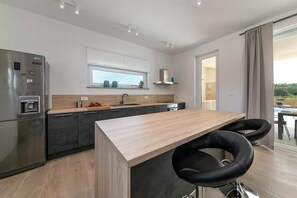 Electric kettle - Villa Aura (Pula)