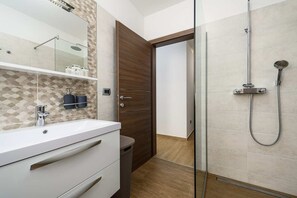 Villa | Bathroom - Villa Celtis (Groznjan)