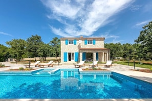 Pool - Villa Irena Funtana (Funtana)