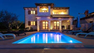 Hồ bơi | Hồ bơi ngoài trời