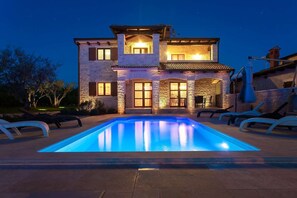Pool - Villa Lory Vabriga (Tar-Vabriga)