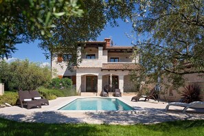 Pool - Villa Lory Vabriga (Tar-Vabriga)