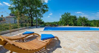 Villa Shana