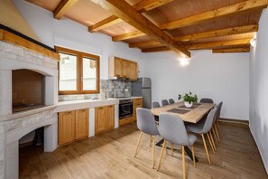 Villa | Comedor