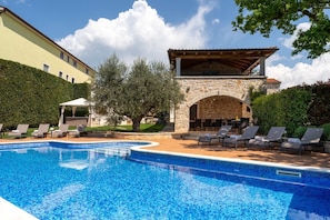 Outdoor pool - Villa Pilato (Vizinada)