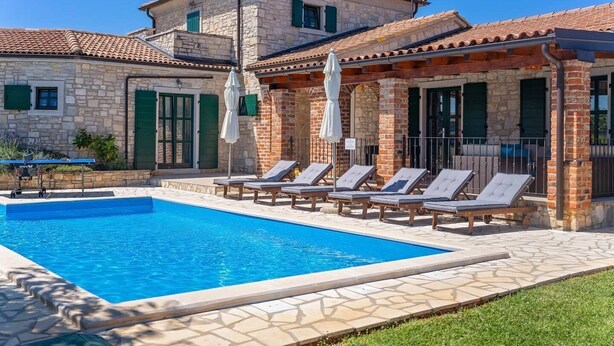 Outdoor pool - Villa Una (Vizinada)