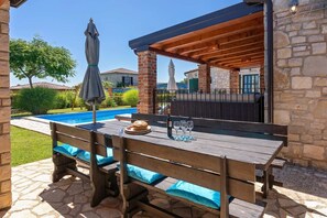 Terassi/patio