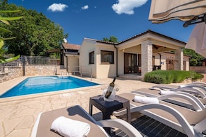 Outdoor pool - Villa Bellavista Poletti (Visnjan)