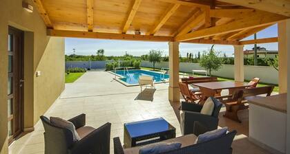 Casa Mondo