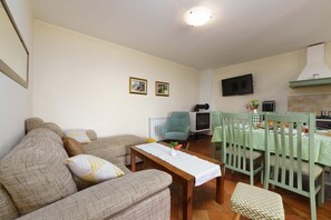 Villa | Living area