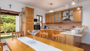 Villa | Comedor