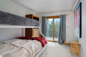 3 habitaciones, internet y ropa de cama 