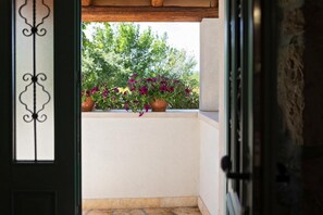 مدخل المنشأة