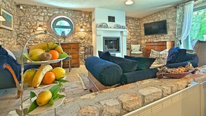 Unclassified image, 5 of 42, button - Villa Annette (Porec)