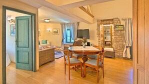 Unclassified image, 4 of 42, button - Villa Annette (Porec)