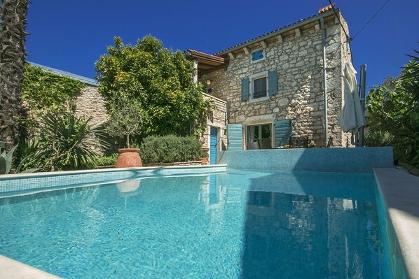 Outdoor pool - Villa Annette (Porec)