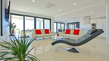 Villa | Living area