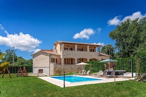 Outdoor pool - Villa Vernier (Tinjan)