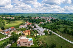 Aerial view - Villa Vernier (Tinjan)