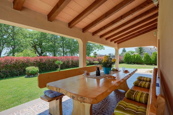 Terrace/patio
