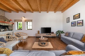 Villa | Living area