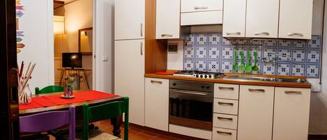 Cafetera/tetera, utensilios de cocina