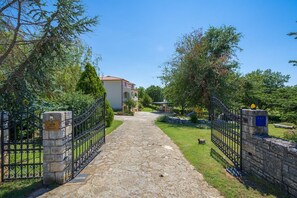 Front of property - Villa Eufemia (Porec)