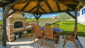 Terrace/patio - Villa Gordana (Kastelir-Labinci)