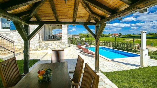 Terrace/patio - Villa Gordana (Kastelir-Labinci)