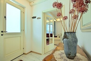 2 Schlafzimmer, Bügeleisen/Bügelbrett, Bettwäsche