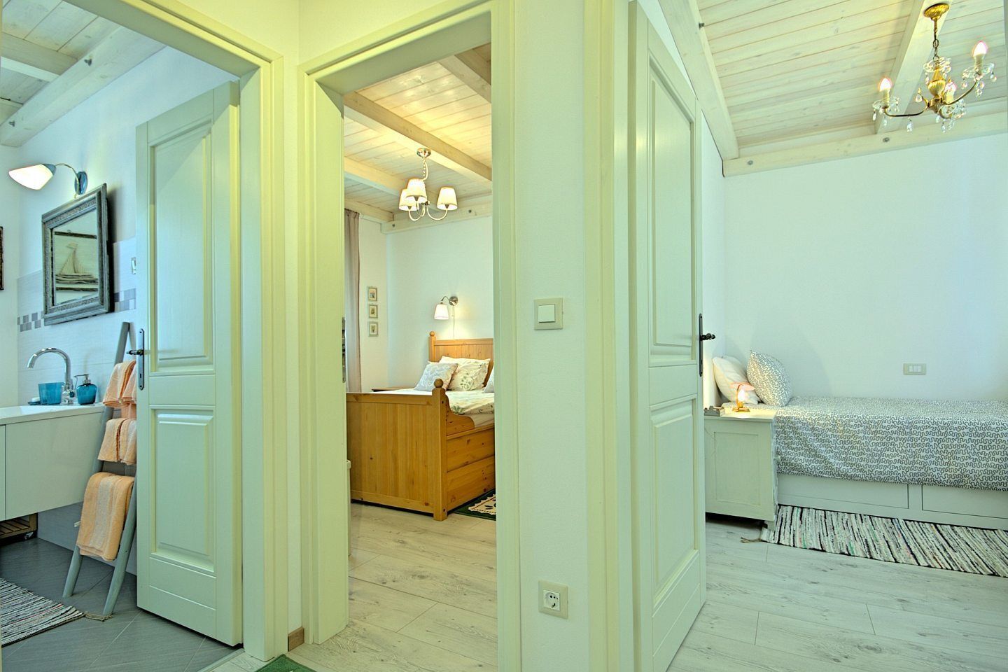 2 phòng ngủ, bàn ủi/dụng cụ ủi quần áo, bộ trải giường 