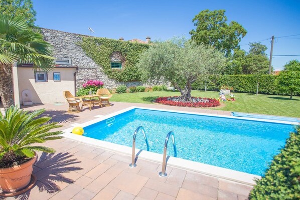 Alberca al aire libre 