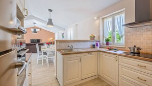 Electric kettle - Villa Mathilda (Gracisce)