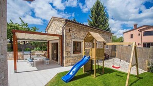 Children's area - Villa Mathilda (Gracisce)