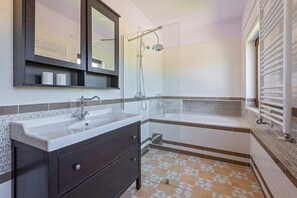 Bathroom - Villa Rea (Porec)