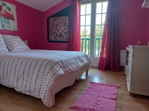 3 Schlafzimmer, Bügeleisen/Bügelbrett, WLAN, Bettwäsche