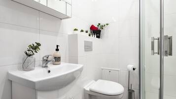 Apartment (No. 22 -  Mikolowska 9/9) | Bathroom | Towels