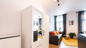 Apartment (No. 22 -  Mikolowska 9/9) | Living room - Apartamenty Tespis - Mikolowska Centrum (Katowice)