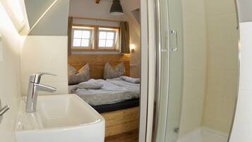 1 Schlafzimmer, Bügeleisen/Bügelbrett, WLAN, Bettwäsche