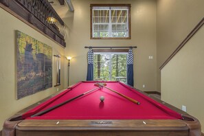Games room - Lakefront Cabin w/ Hot Tub, Pool Table, Theater + Free Resort Access (Lampe)