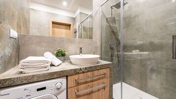 Apartment, 1 Bedroom (No. 2 - ul. Francuska 108B/54) | Bathroom
