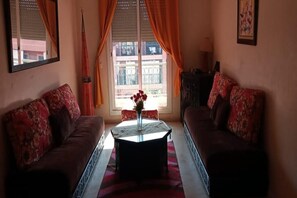 Télévision, lecteur de DVD, chaßne hi-fi