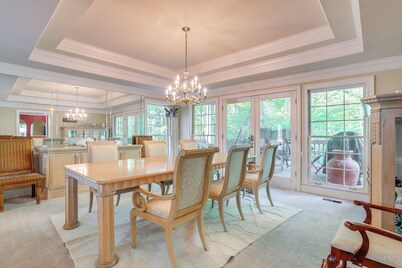 3 Mi to Roswell Riverwalk: Spacious Getaway!