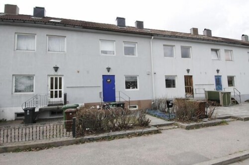 StayPlus Four-Bedroom Holiday House