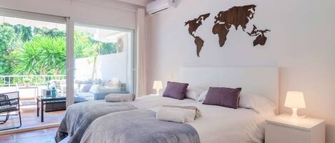 2 slaapkamers, een strijkplank/strijkijzer, reisbedje, gratis wifi