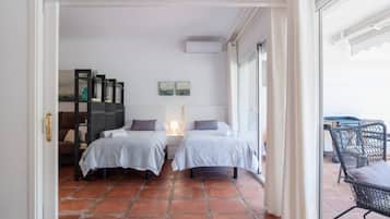 2 Schlafzimmer, Bügeleisen/Bügelbrett, Reisekinderbett, kostenloses WLAN