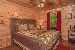2 bedrooms, iron/ironing board, free WiFi, bed sheets - Cozy Timbers: HotTub*Wifi*Games*FirePit*H/Moon*near Attractions! (Gatlinburg)