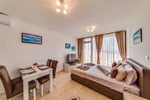 Wifi gratis y ropa de cama